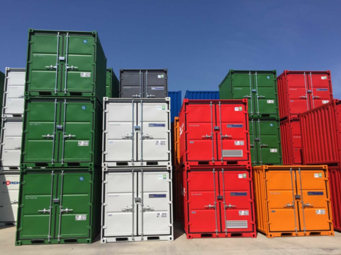 10-Foot Container Clearance - Affordable and Practical Storage Solution