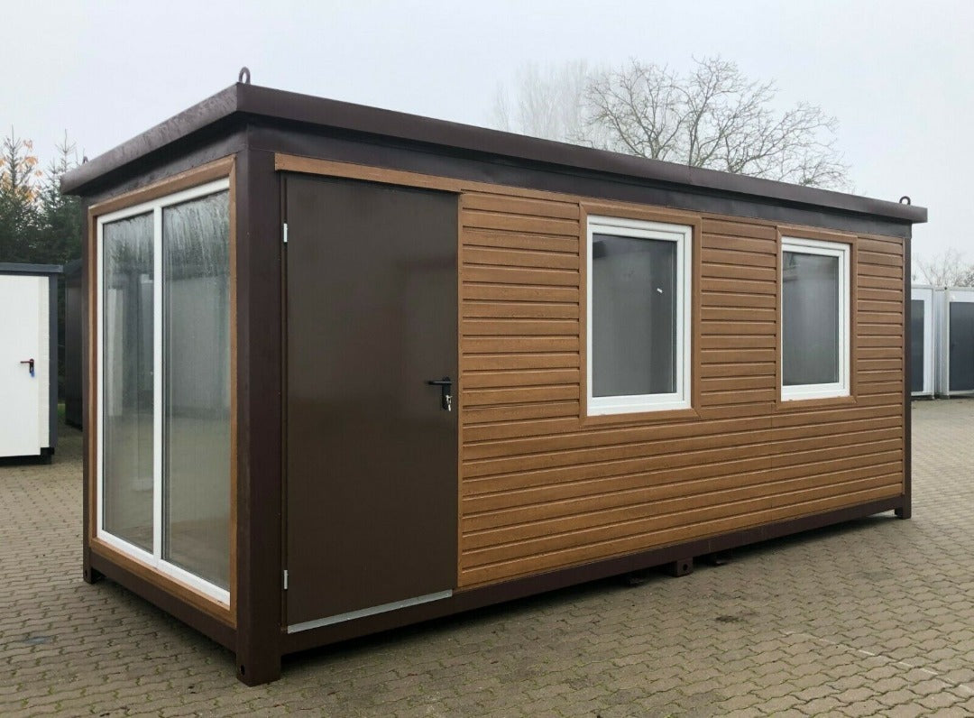 Containers Mobile office 20 feet covered in open wood and glazed on a width width