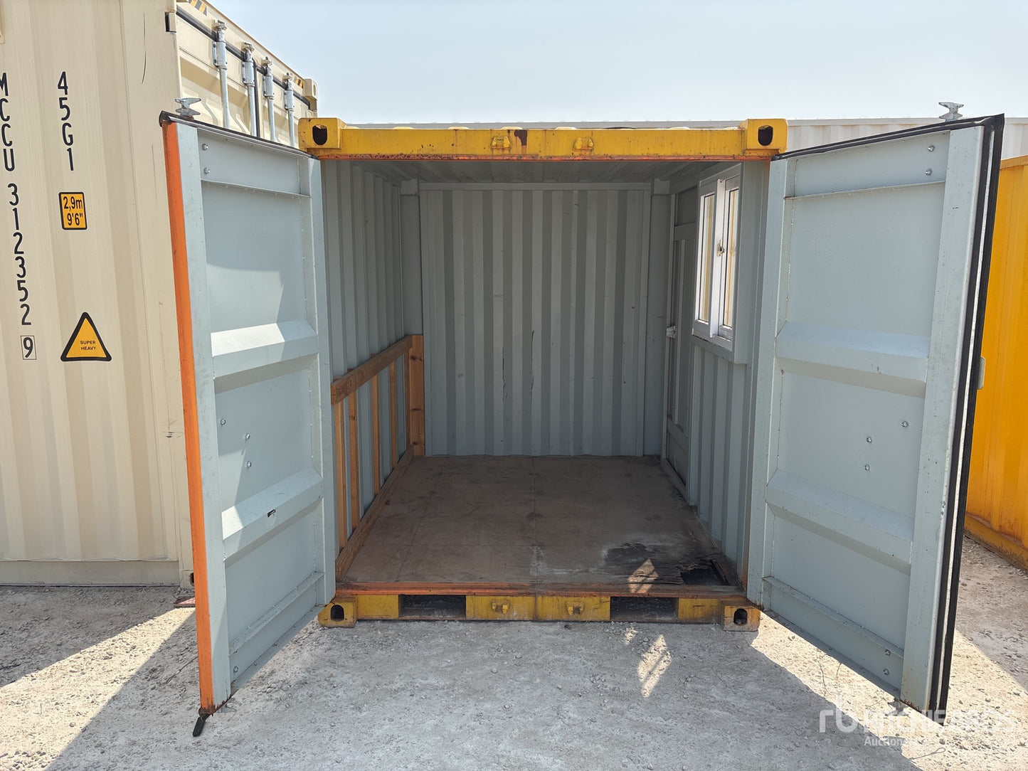 10 Foot Container with Manhole Door and Insulated Window