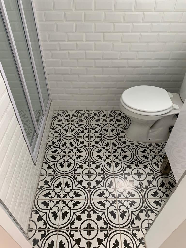 Container maritime bureau mobile 40 pieds x 8, isolé 4 saisons, avec porte, fenêtre et toilette