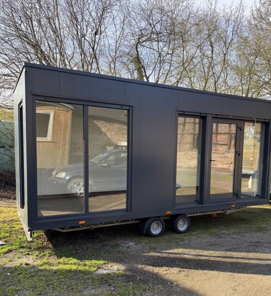 Modern Mobile Office with Superior Isolation – Ideal for your flexible workspace