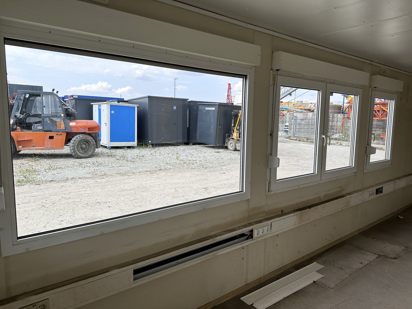 Container mobile 40 pieds x 8 adapté pour salle de gym