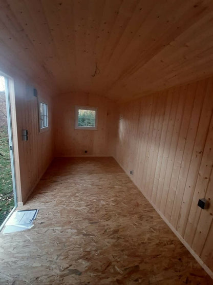 Remorque mobile 20 pieds par 8 isolée design en bois avec porte et fenêtre intérieur vite sans meuble