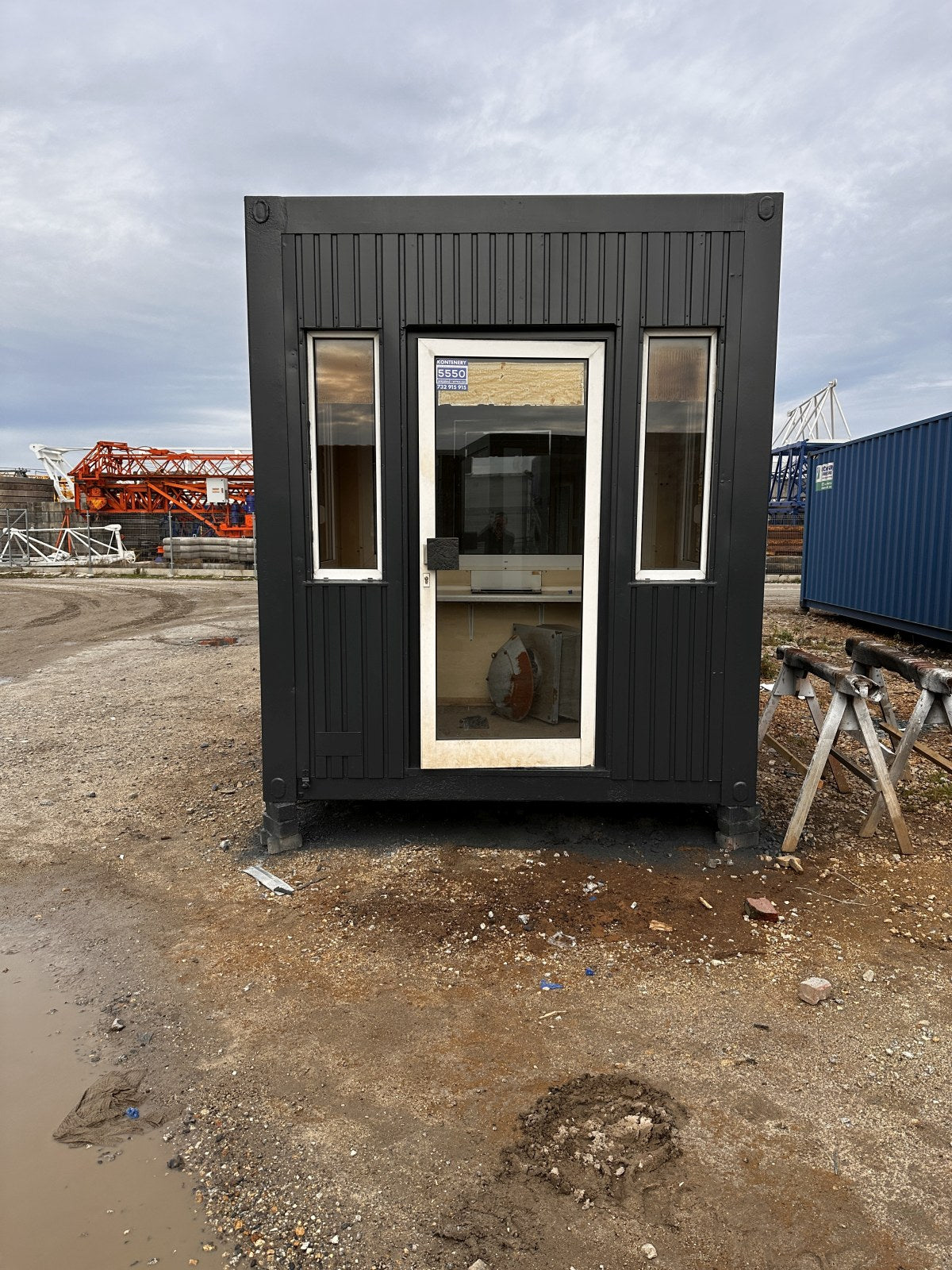 Container mobile 40 pieds x 8 adapté pour salle de gym